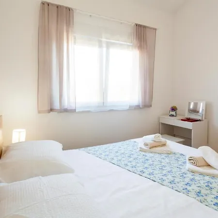 Fuer 6 Personen Ca 90 Qm In Milcetici, Kvarner Bucht Krk * Sveti Anton (Krk)